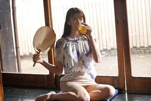 Mùa hè buồn chán ở quê nắc vợ yêu hàng xóm thiếu thốn vì lấy người chồng già
