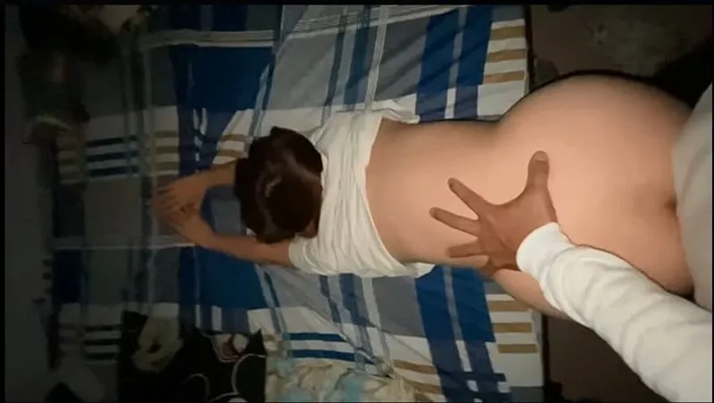 Lên giường với người tình nứng và cái kết